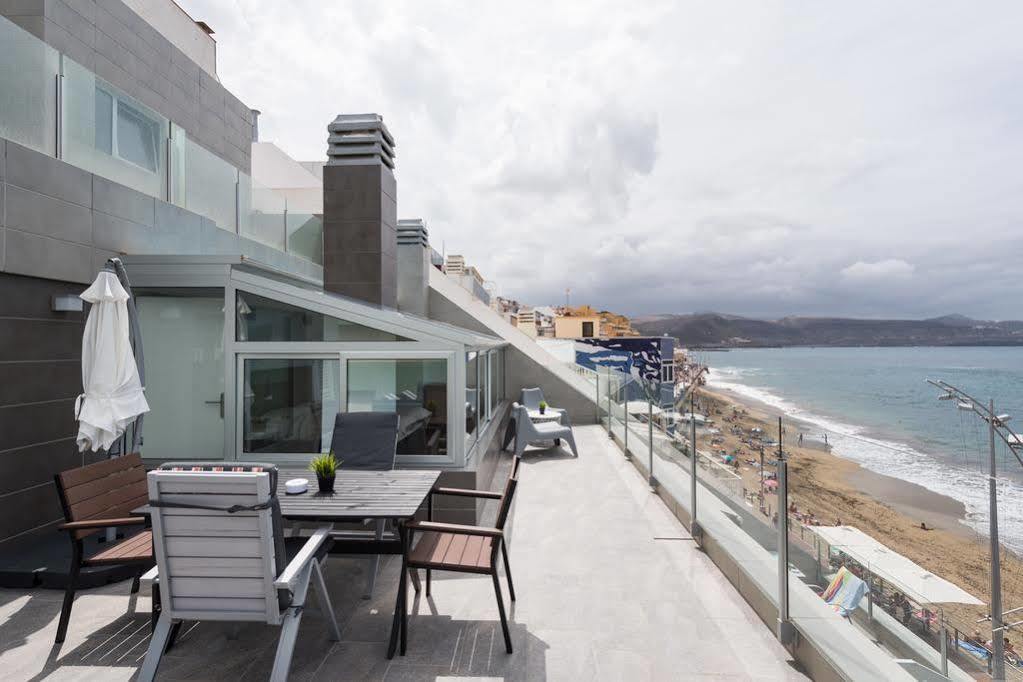 لاس بالماس دي غران كاناريا Living Las Canteras Homes - Beachfront Rooftop المظهر الخارجي الصورة