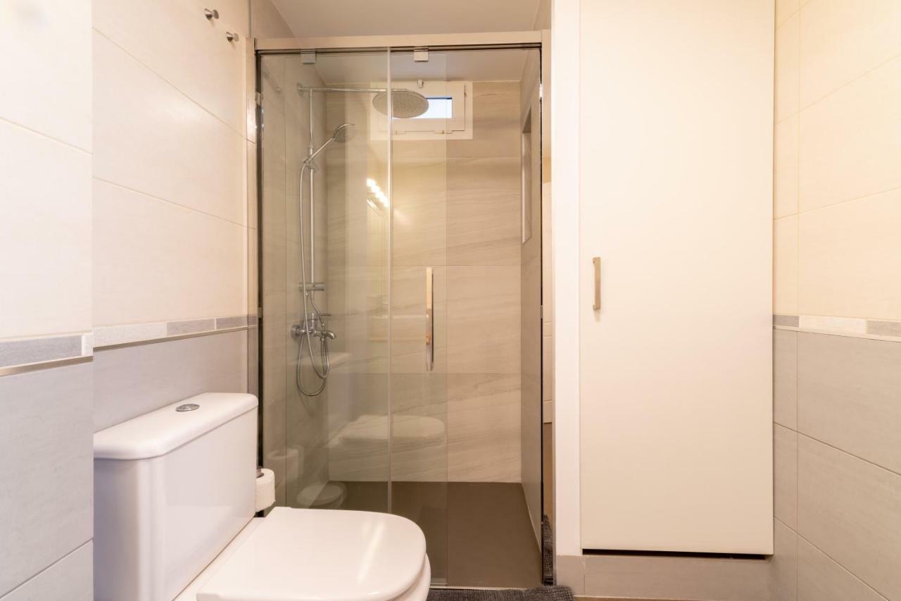 Living Las Canteras Homes - Beachfront Rooftop لاس بالماس دي غران كاناريا المظهر الخارجي الصورة